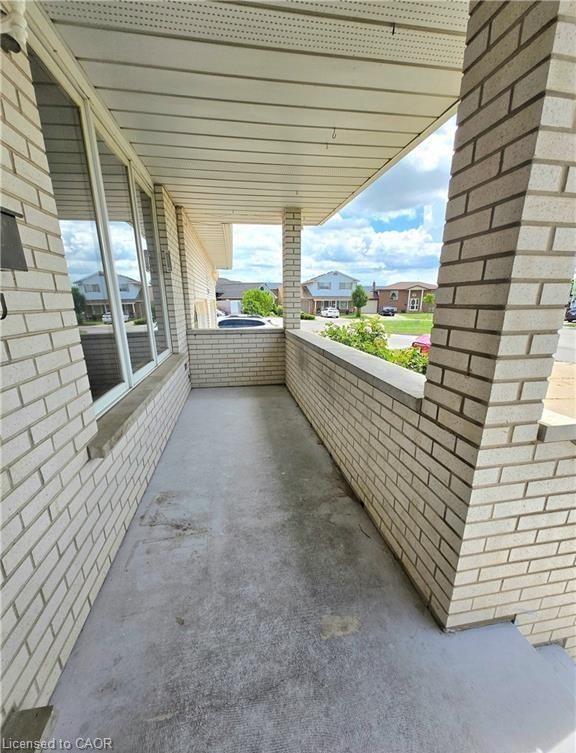 Upper Level - 25 Highfield Avenue
