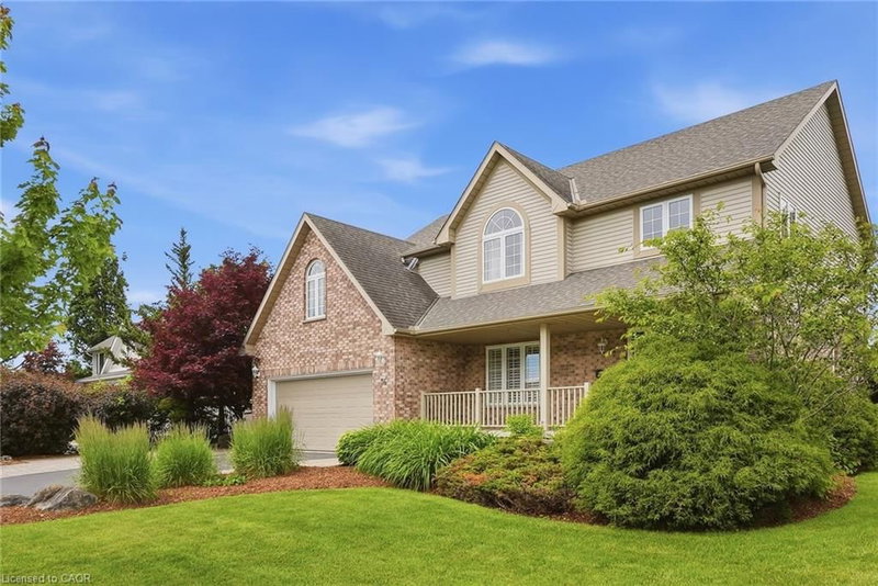 36 Weberlyn Crescent