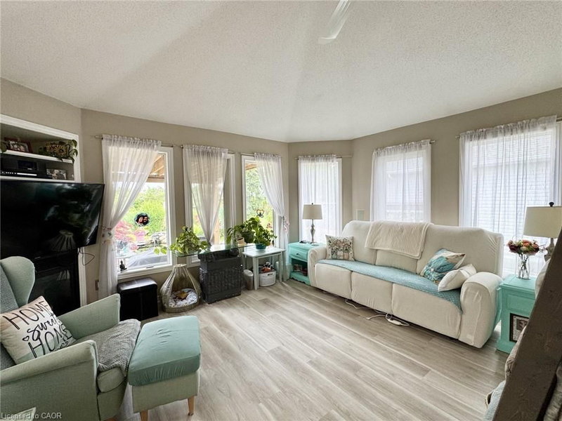 4 Balsam Trail