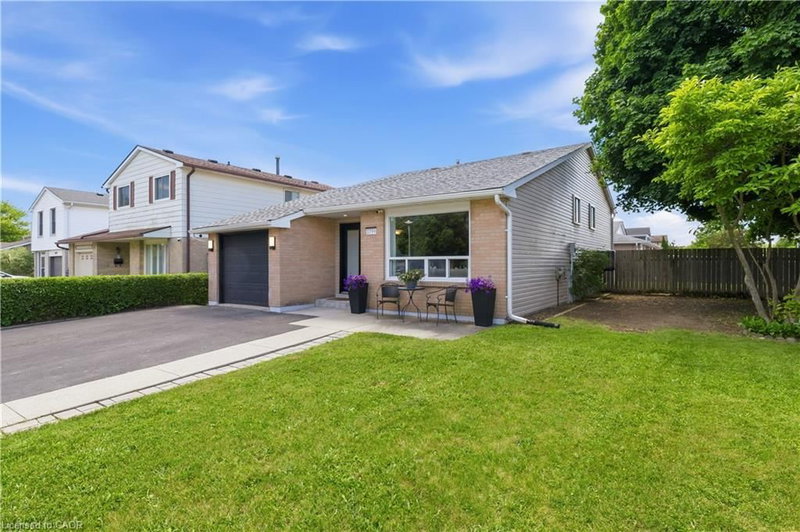 1799 Briarwood Drive, Cambridge, Ontario