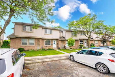 647 Woodward Avenue