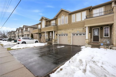 93 Penny Lane