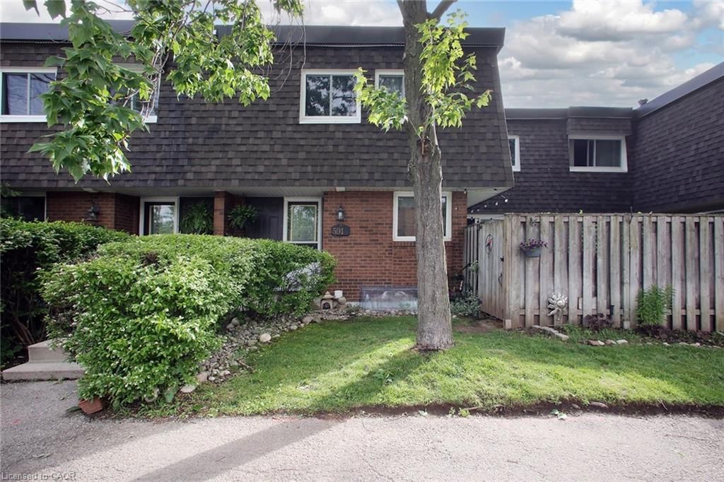 Row/Townhouse for sale at 591-591 Timberlane Lane, Burlington, ON, L7L 4B1 - Pinedale - MLS: 40842422