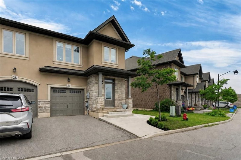27 - 98 Shoreview Place