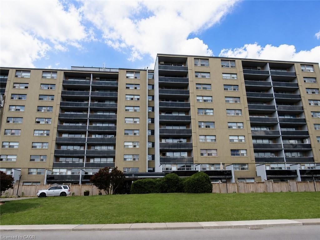 Condo/Apt Unit sold at 514-15 Albright Road, Hamilton, ON, L8K 5J2 - Vincent - MLS: 40842518