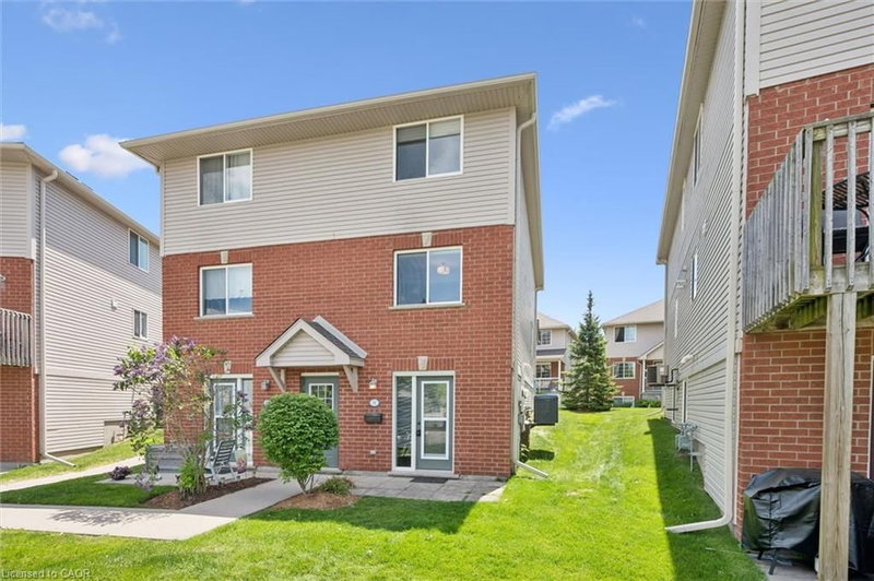3C - 139 Brighton Street