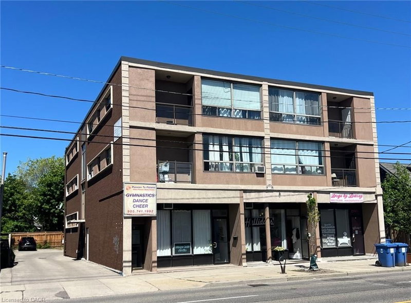 600 Upper Wellington Street photo 1