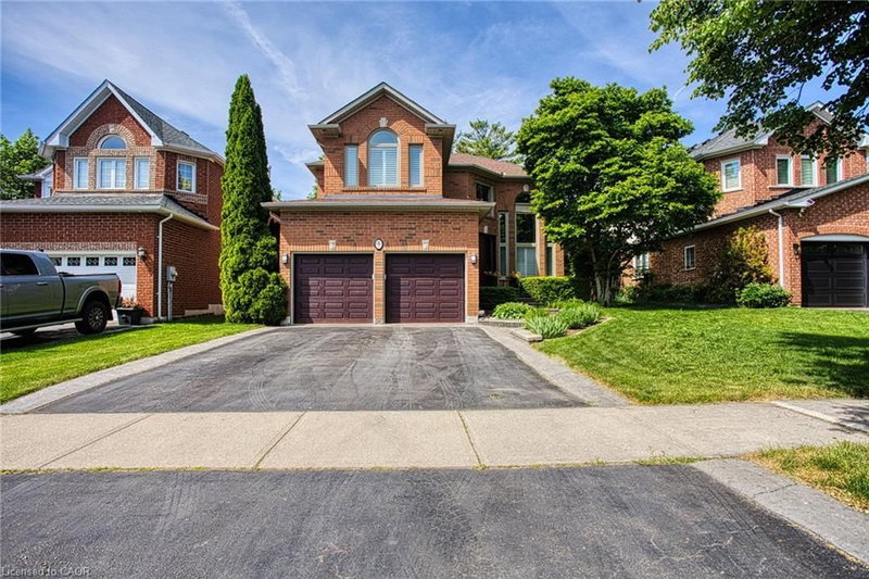 5 Shetland Drive