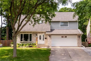 15 Mcleod Court