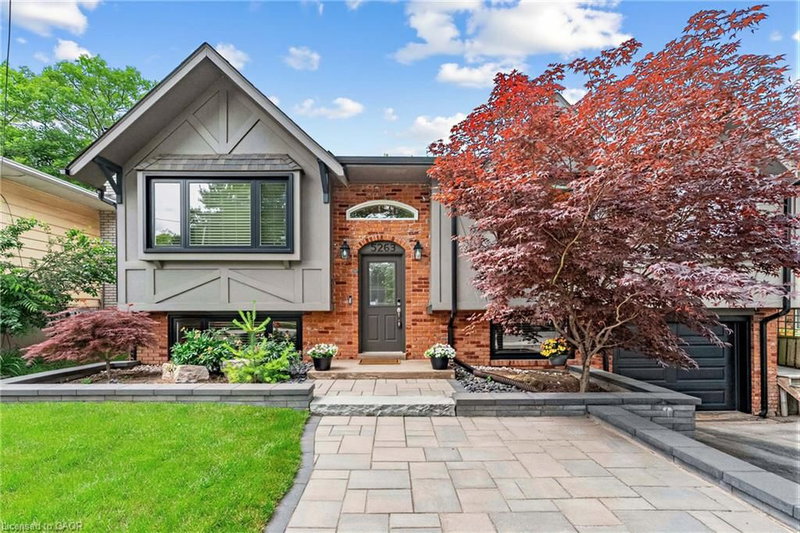 5263 Bromley Road, Burlington, Ontario