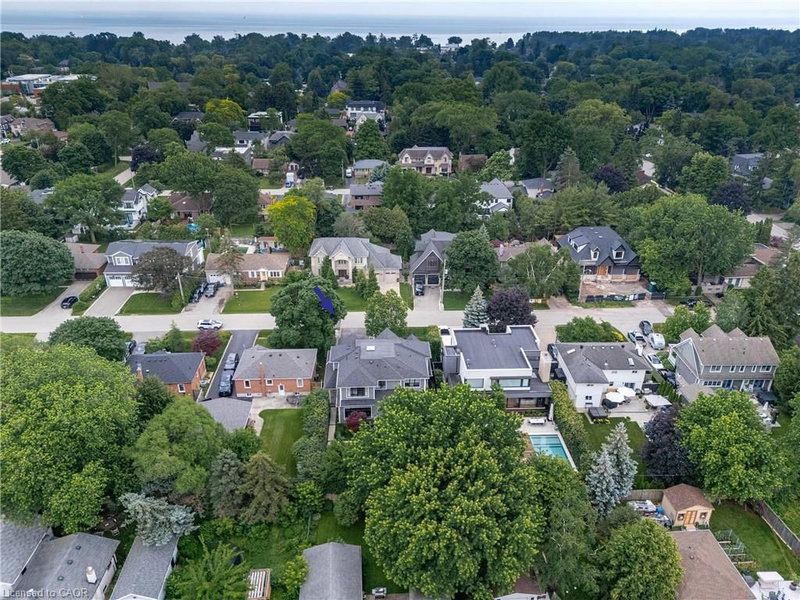 487 Orchard Drive photo 3