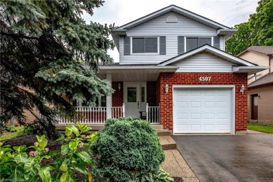 4507 Ivy Gardens Crescent