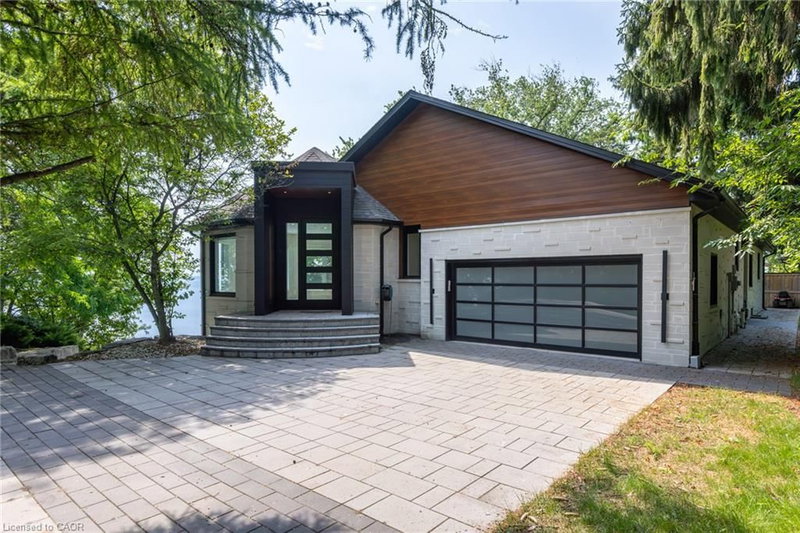 100 Appleby Place photo 4