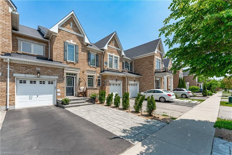 2425 Grand Oak Trail