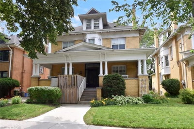 68 Sherman Avenue S