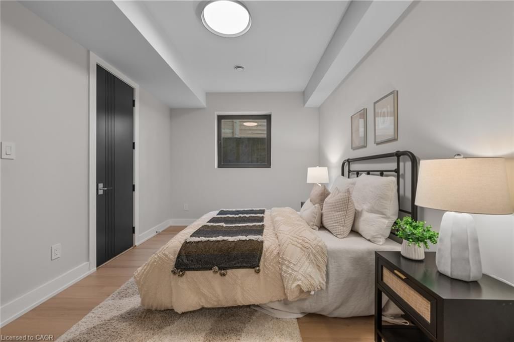 298 Strathcona Drive, Burlington, view 22