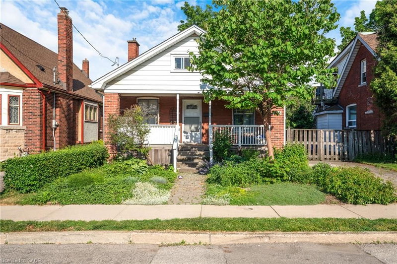 295 Keswick Court, Hamilton, Ontario