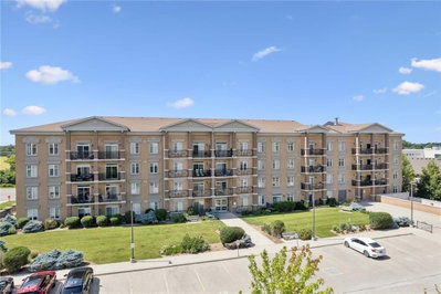 113 - 2 Colonial Drive