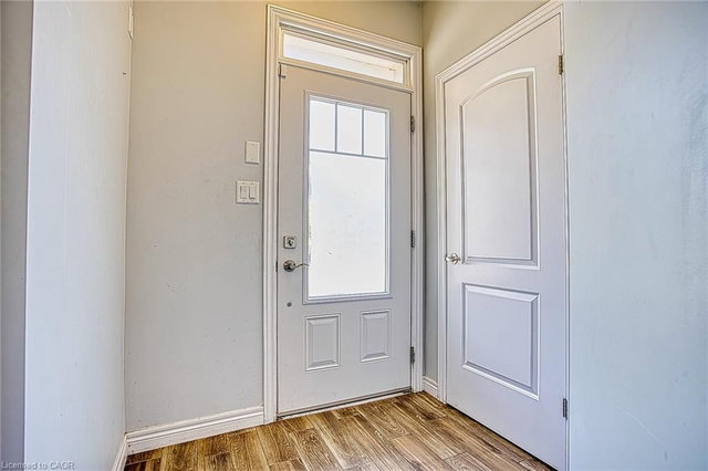 15 - 98 Shoreview Place