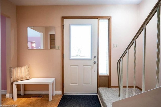 93 Hillview Drive