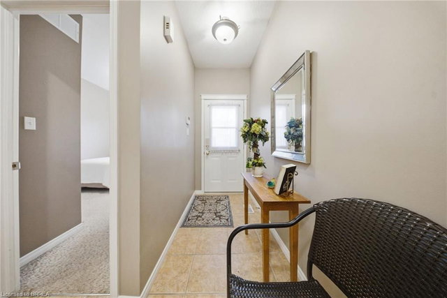 35 - 10 Cobblestone Drive
