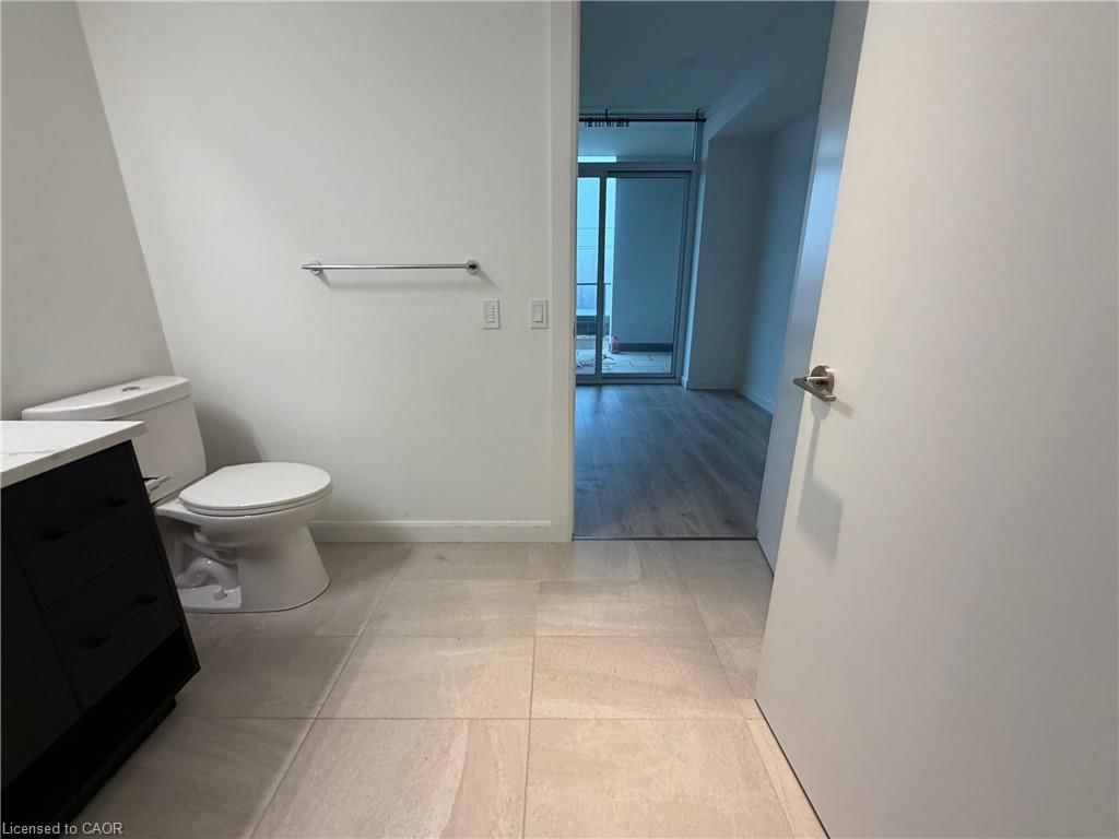 301-741 King Street, Kitchener, view 11