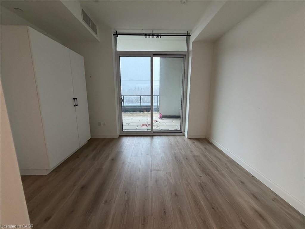 301-741 King Street, Kitchener, view 12