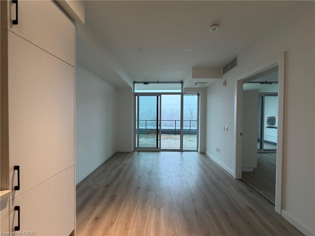 301-741 King Street, Kitchener, view 16