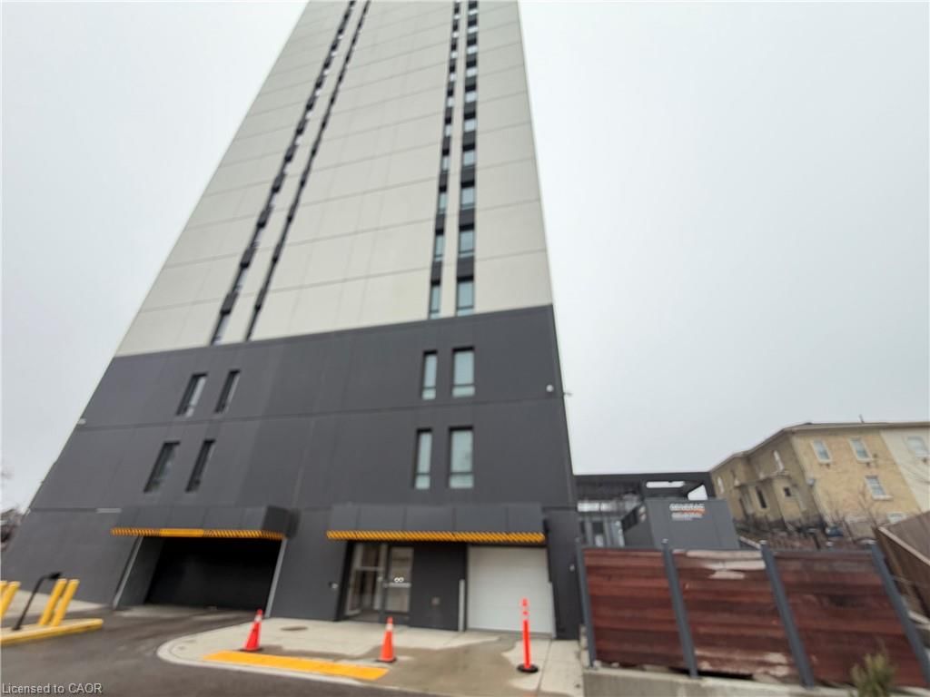 301-741 King Street, Kitchener, view 6