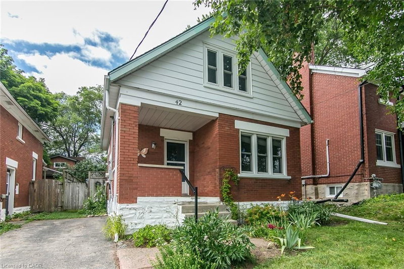 42 Guelph Street
