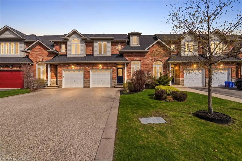 92 Benziger Lane, Stoney Creek, Ontario