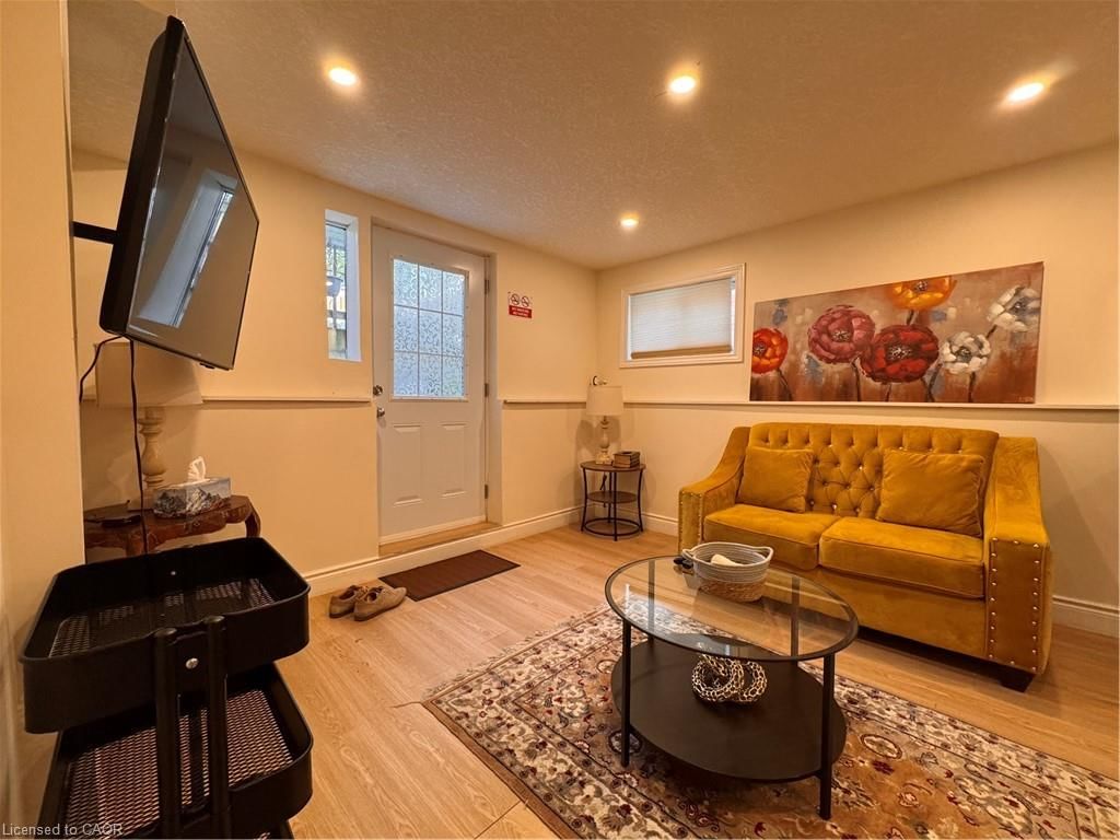 B - 110 Marl Meadow Drive, Kitchener 5