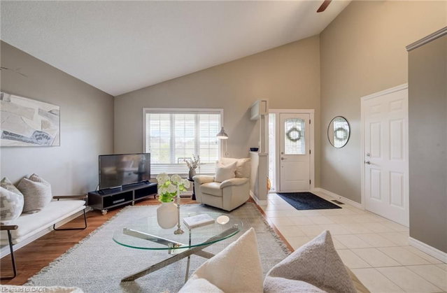 546 Jerseyville Road W