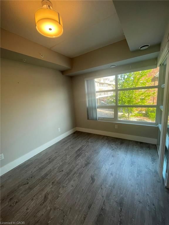 210 - 15 Prince Albert Boulevard