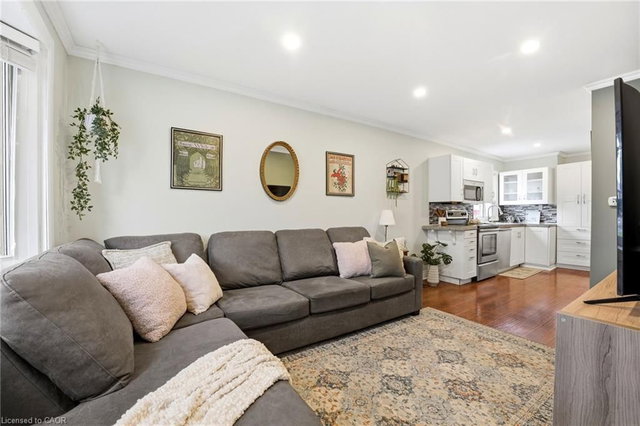 547 Cochrane Road