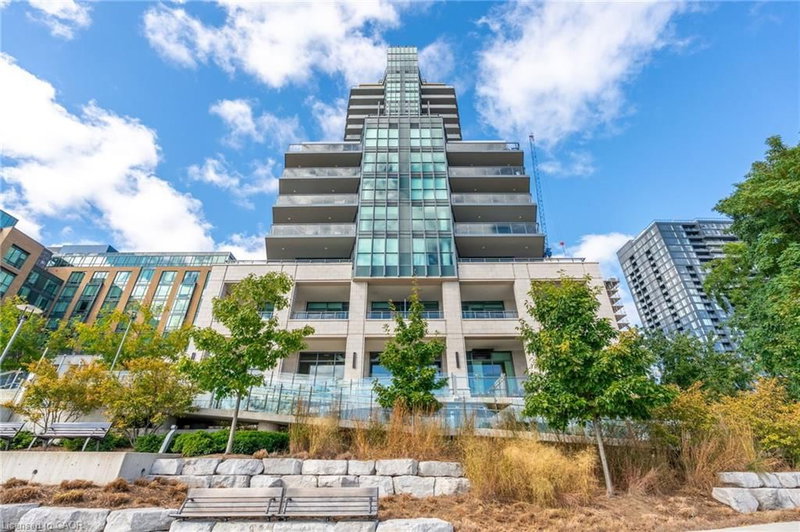406 - 2060 Lakeshore Road