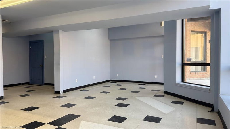775 Pacific Road photo 4