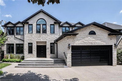 27 Elodia Court