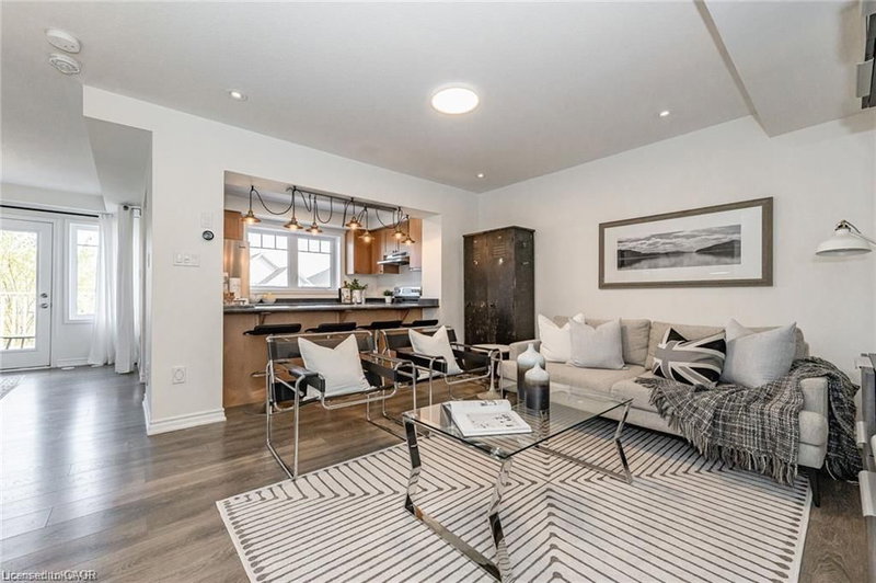 8 Stratus Street