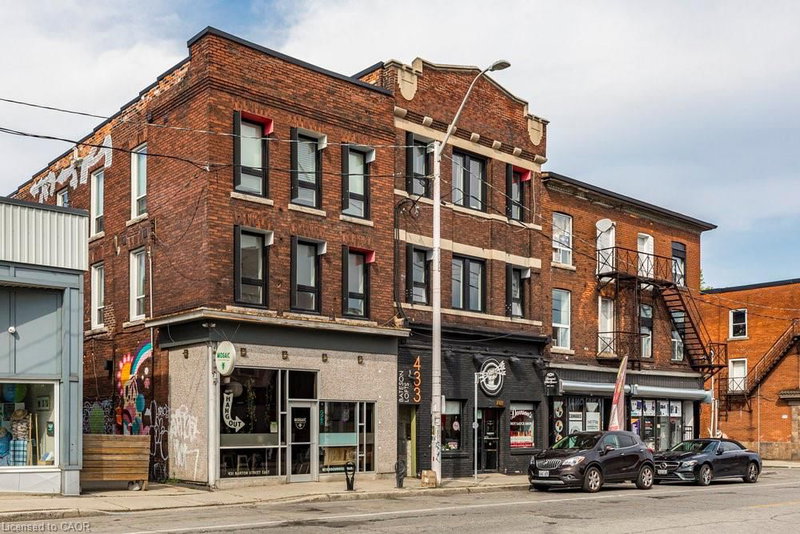 433 Barton Street E photo 4