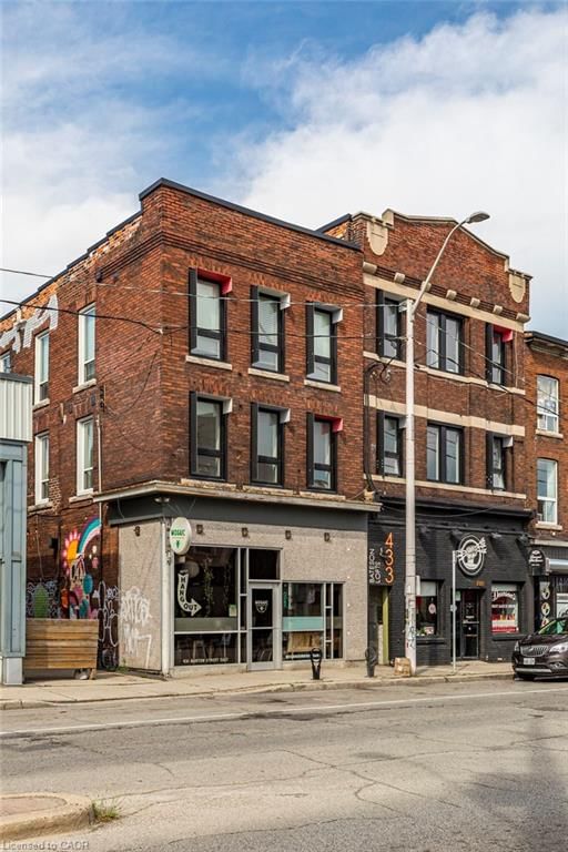 433 Barton Street E photo 5