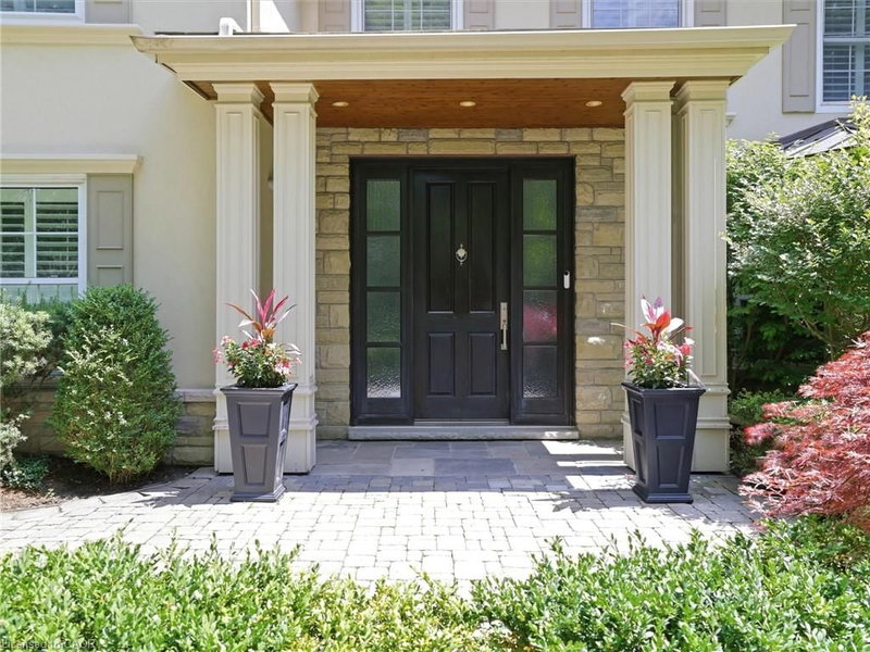 153 Cairncroft Road photo 4