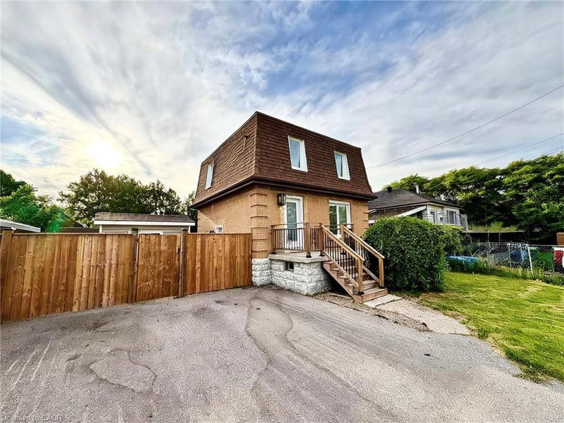 94 Howard Avenue