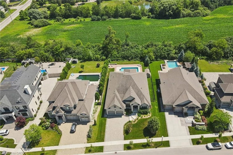 596 Regal Place