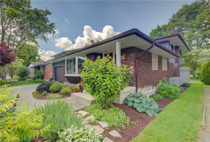 93 Briargate Drive