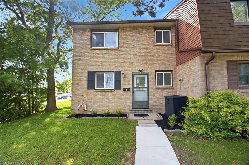 9 - 175 Siebert Avenue
