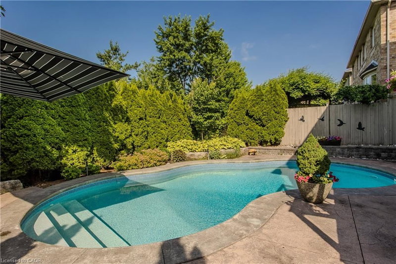 2330 Valleyridge Drive photo 5