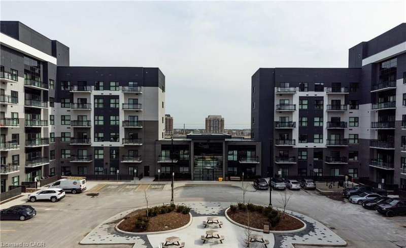 623-102 Grovewood Common