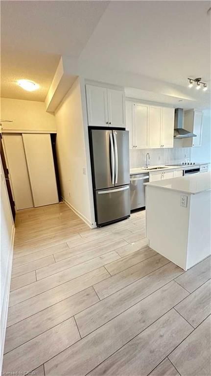 1705 - 55 Duke Street W