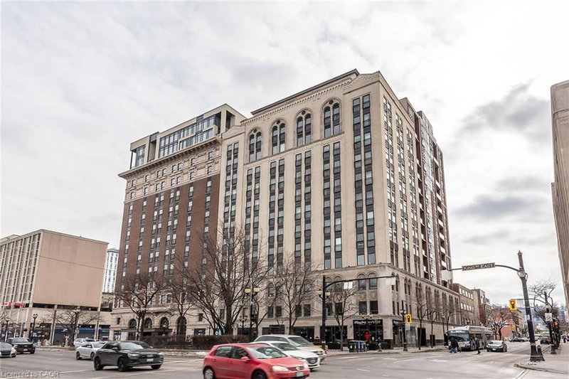 703 - 112 King Street E